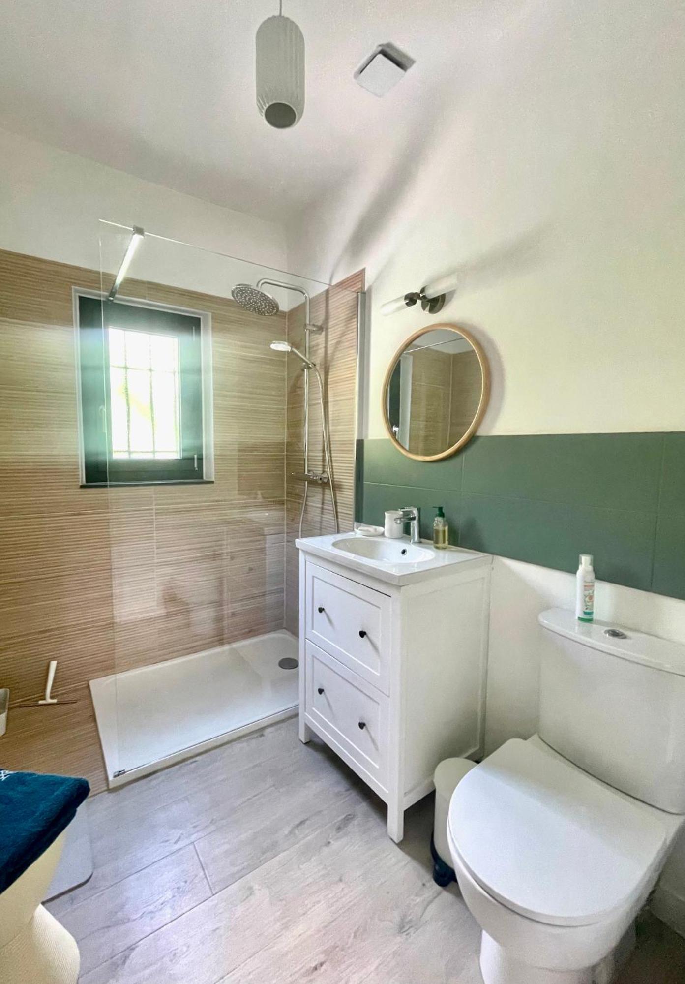 Bed and Breakfast Les Cistes Mallemort Exterior foto