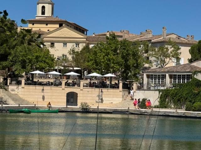 Bed and Breakfast Les Cistes Mallemort Exterior foto