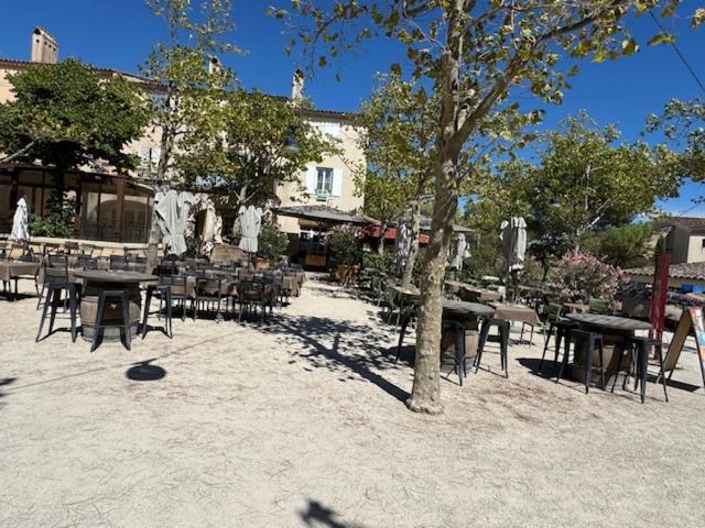 Bed and Breakfast Les Cistes Mallemort Exterior foto